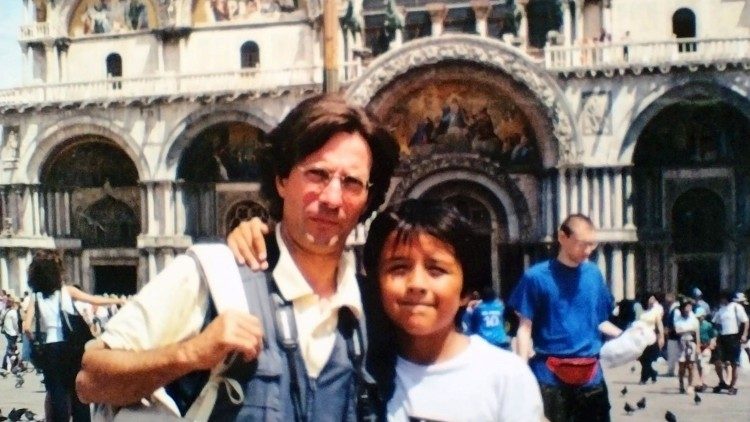 Gabriele con il figlio maggiore Andy a Venezia