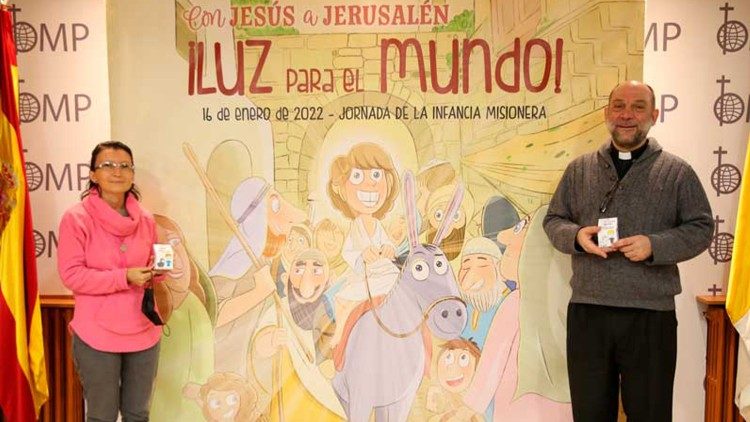 Infancia Misionera España: Padre José María Calderón, y la misionera Sofía Quintans 