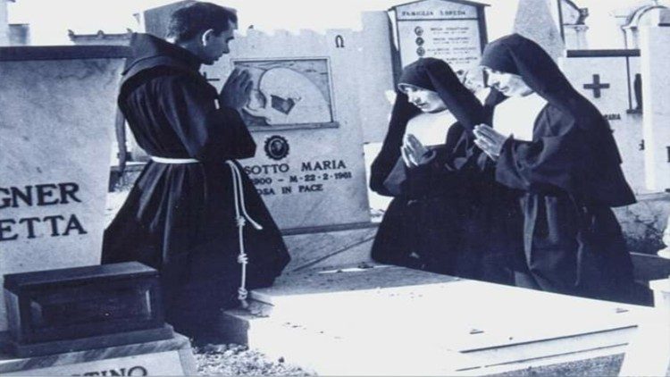 La prima tomba di padre Cosma Spessotto