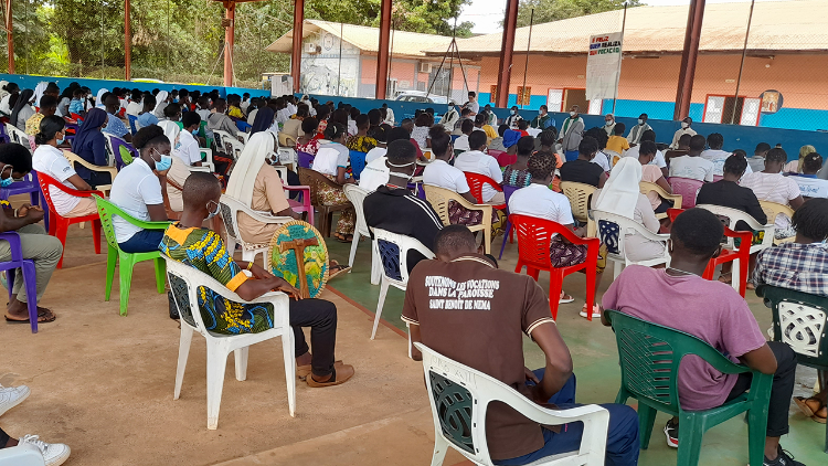'Feira vocacional' e Missa com Jovens e adolescentes, em Bissau (Guiné-Bissau)