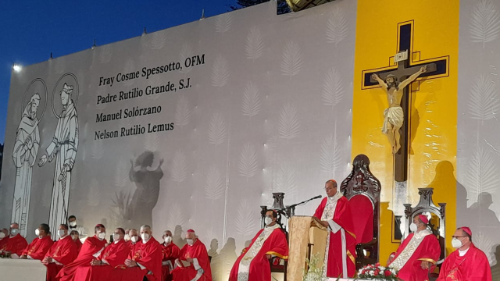 Il Papa sui nuovi beati in El Salvador: esempio di eroismo e fraternità
