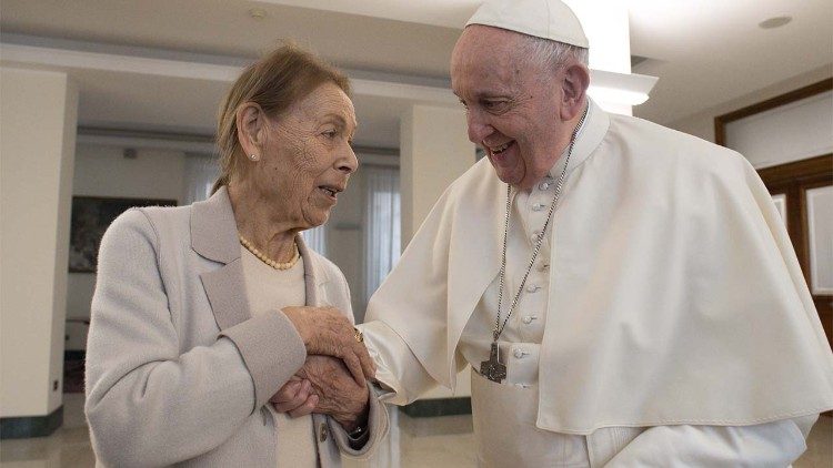 L'incontro tra Papa Francesco e Edith Bruck del 27 gennaio di quest'anno