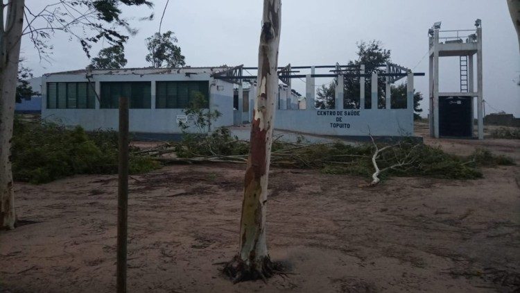 Dhoruba kali Ana iliyokumba Malawi na Msumbiji,mwezi uliopita imewaacha watu bila makazi