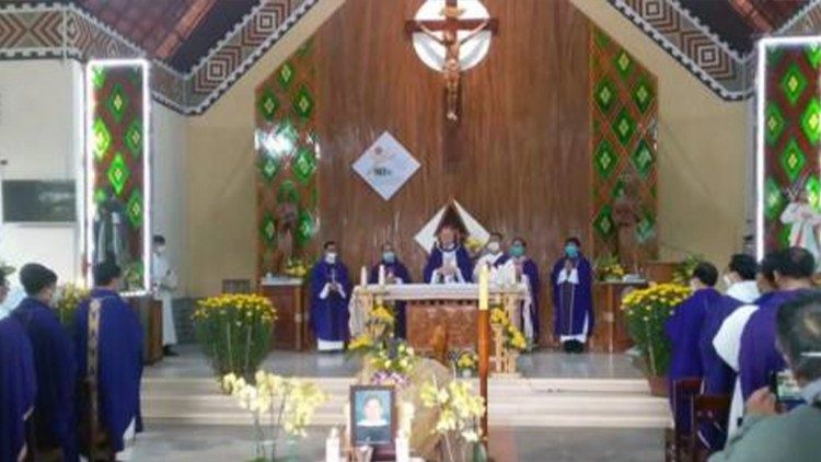 Funeral del padre Joseph Tran Ngoc Thanh