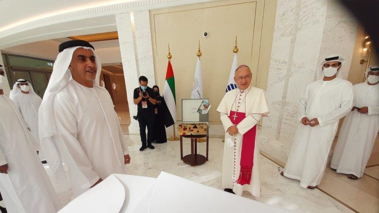 Acto de apertura de la Nunciatura apostólica en los Emiratos Árabes Unidos