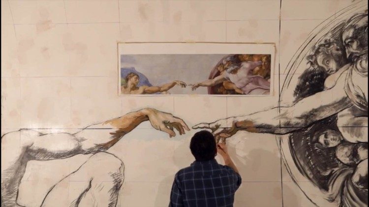 La preparazione della copia della "Creazione di Adamo" di Michelangelo