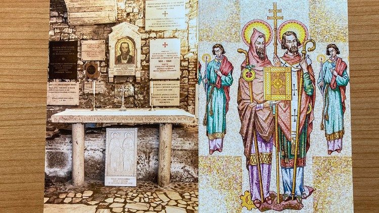 Dvojpohľadnica vydaná k 70. výročiu vybudovania oltára