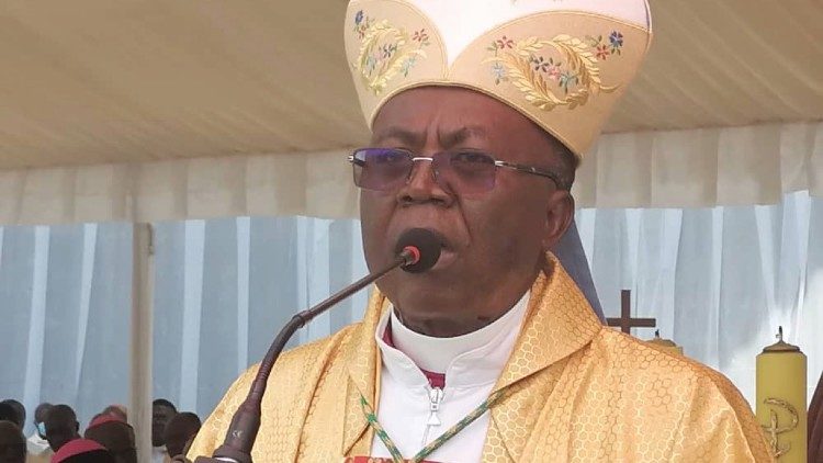 Mgr Paul Lontsi-Keuné, évêque du diocèse de Bafoussam (Cameroun)