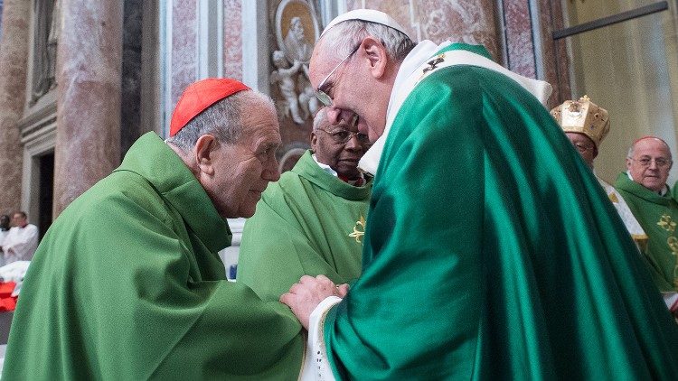 Папа Францішак і кардынал Луіджы Дэ Маджыстрыс