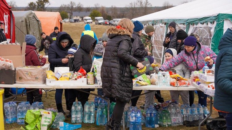 rifugiati ucraini, profughi ucraini in Polonia, Caritas Polonia, conflitto Russia Ucraina