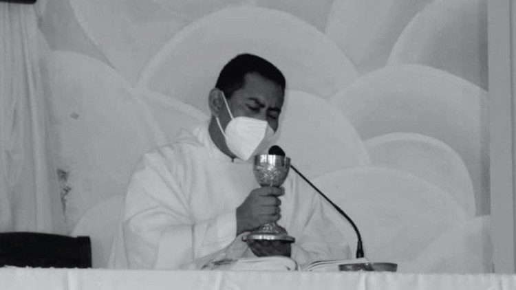 Padre José Enrique Vásquez, vítima da violência em Honduras