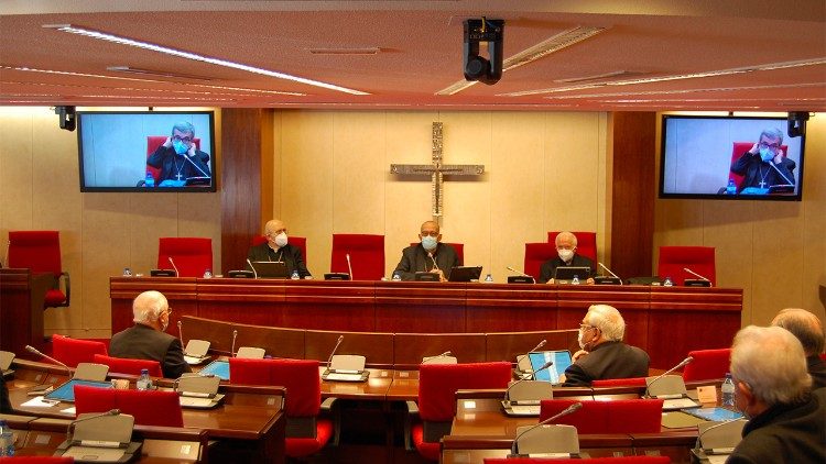 Comisión permanente de la Conferencia episcopal española (CEE)