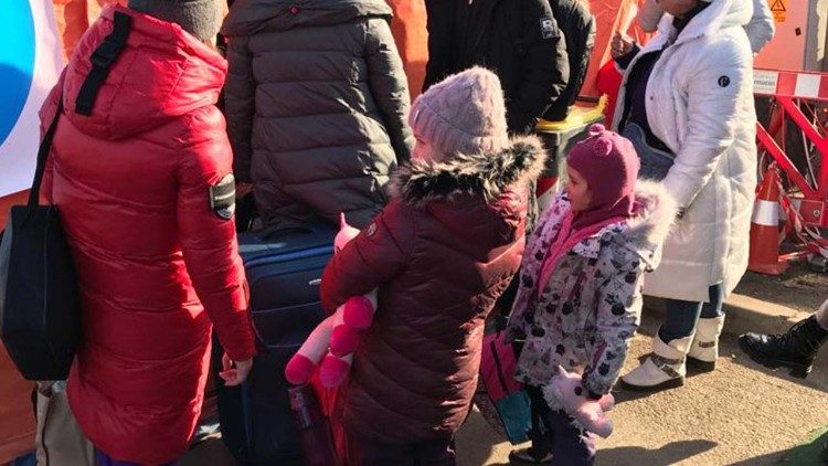 Accoglienza dei rifugiati dall’Ucraina alla frontiera di Sighetu Marmatiei, nel nord della Romania 