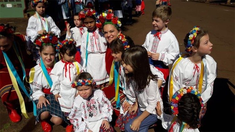 Por más de 125 años se conservan la religión y la cultura de los primeros inmigrantes ucranianos en Argentina.