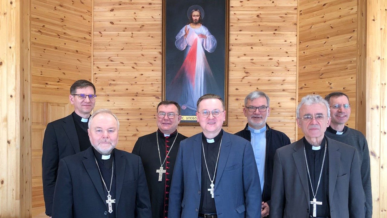 Các giám mục nga kêu gọi cầu nguyện cho hoà bình - vatican news