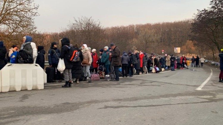 Ukrajinští uprchlíci na slovensko-ukrajinské hranici