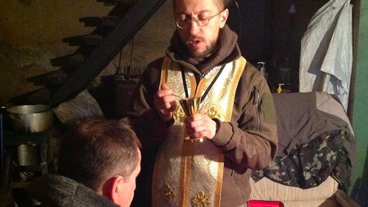 O. Andriy Zelinsky SJ, greckokatolicki kapelan armii ukraińskiej