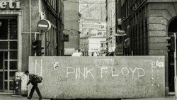 sarajevo-assedio-30-anni-fuga-cecchini-Pink-Floyd_01-foto-Kemal-Hadzic.jpg