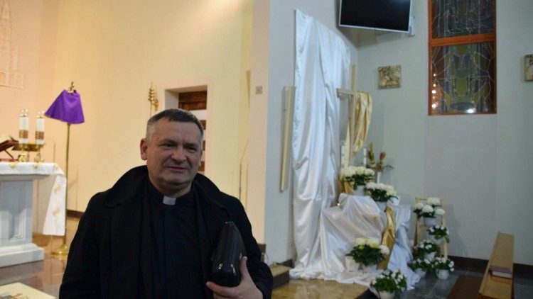 Parafianie ze Lwowa wysy?aj? nasiona dla Buczy i Irpienia 