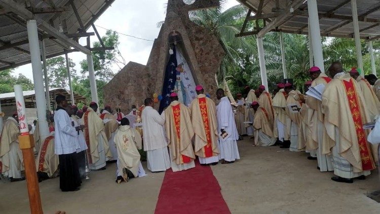 Les évêques du Cameroun en pèlerinage à Marienberg
