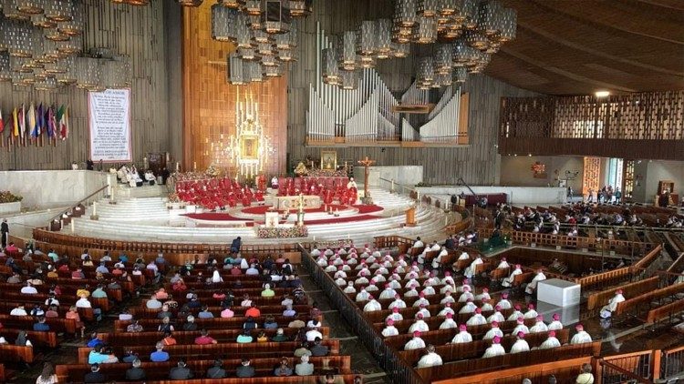 Apertura de la Asamblea Plenaria de la CEM y la primera Asamblea Eclesial de México en la Basílica de Nuestra Señora de Guadalupe