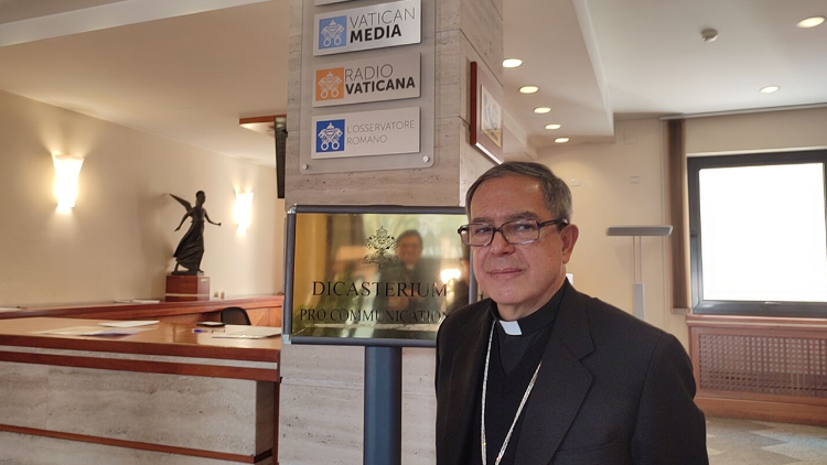 Mons. Luis Rueda Aparicio, arzobispo de Bogotá y presidente-CEC. (Foto archivo)