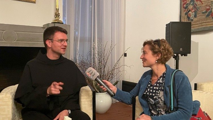 Bruder Andreas Murk OFMConv im Interview mit Stefanie Stahlhofen (Radio Vaticana/Vatican News) 