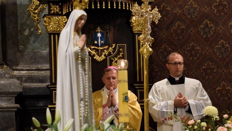 Ukraina modli się za wstawiennictwem Matki Bożej Fatimskiej