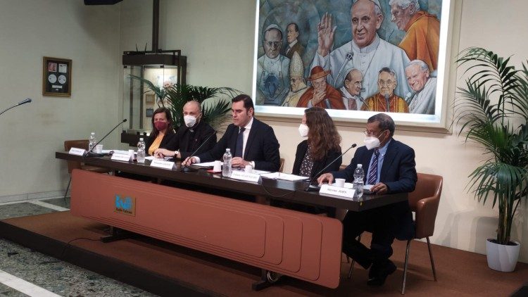 Прес-конференція про місію Карітас в реагуванні на кризу, спровоковану війною в Україні