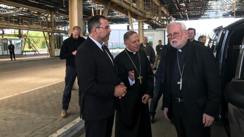 Vatikan: Erzbischof Gallagher in Ukraine angekommen