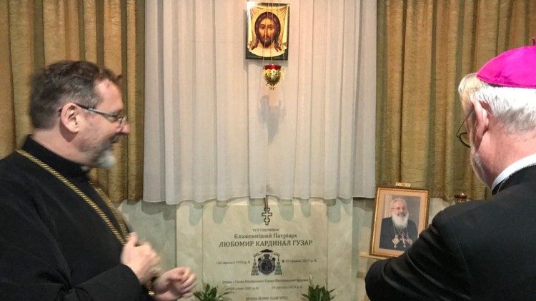 Monsignor Paul Richard Gallagher e l'arcivescovo Sviatoslav Shevchuk