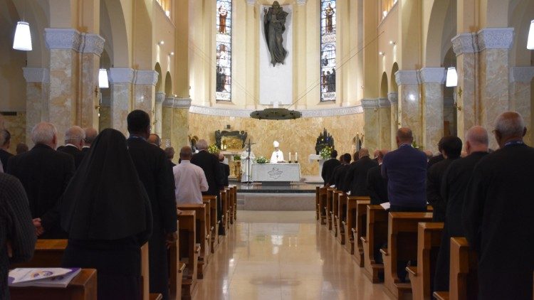 La Messa di apertura del Capitolo generale nel santuario dove riposa san Giovanni Battista de La Salle