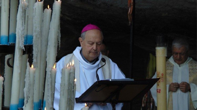 Il vescovo Cantoni a Lourdes