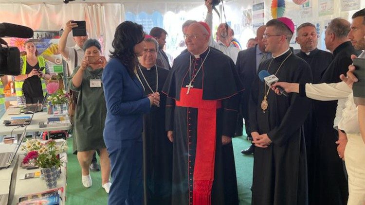  Visita del cardinale Leonardo Sandri in Romania