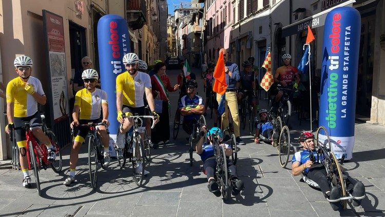 I ciclisti di Athletica Vaticana-Vatican Cycling 