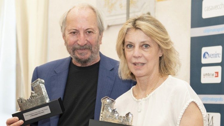 Giuseppe Piccioni e Margherita Buy, premiati a Castiglione Cinema 2022 foto Karen Di Paola