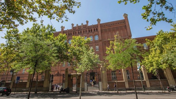 La sede storica della Pontificia Università Comillas a Madrid