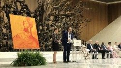 Incontro-Mondiale-Famiglie-Vaticano-Aula-panel-23-giugno-2022.jpg