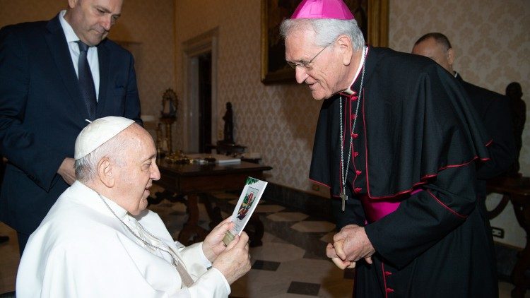 Dom Leonardo Steiner - arcebispo de Manaus com o Papa Francisco