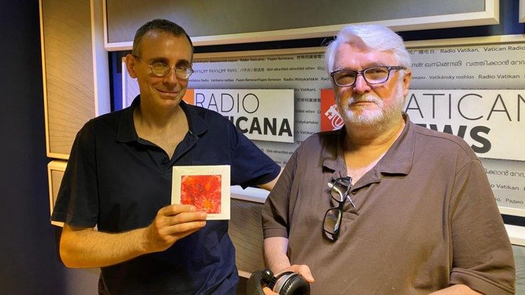 Giovanni Guaccero e Elói Stein nos estúdios da Rádio Vaticano