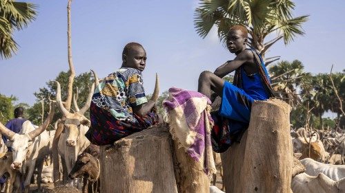 South Sudan: Life in a cattle camp
