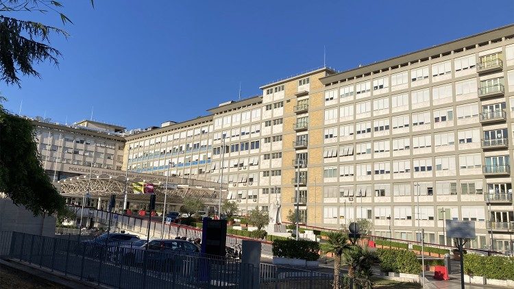 Hlavná budova nemocnice Gemelli v Ríme