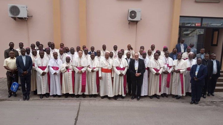 Bischöfe aus mehreren Ländern Zentralafrikas