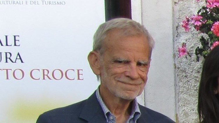 Il filosofo e linguista Luca Serianni a Pescasseroli nel luglio 2018