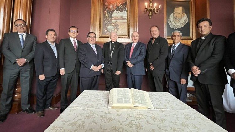 Los representantes y líderes de las diversas Iglesias representadas en la Ciudad de México