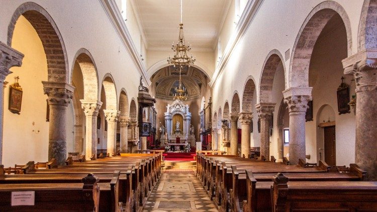 Odesos lotynų apeigų katalikų katedros vidus