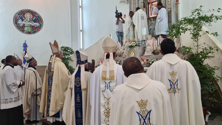 Santo Domingo. Centenário da dedicação do Santuário Arquidiocesano de Nossa Senhora de Altagracia (17-8-2022)
