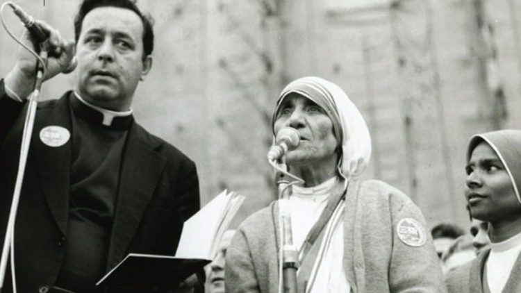 Historische Aufnahmen von Mutter Teresa