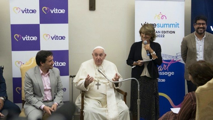 Папа Франциск на встрече с участниками Первого саммита культурного фонда Vitae (Ватикан, 1 сентября 2022 г.)