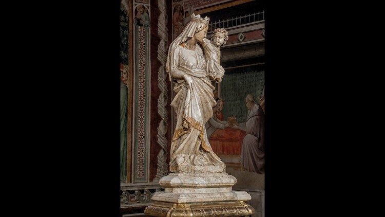 Giovanni Pisano, Madonna con il bambino,  posteriore al 1312,  Prato, Duomo